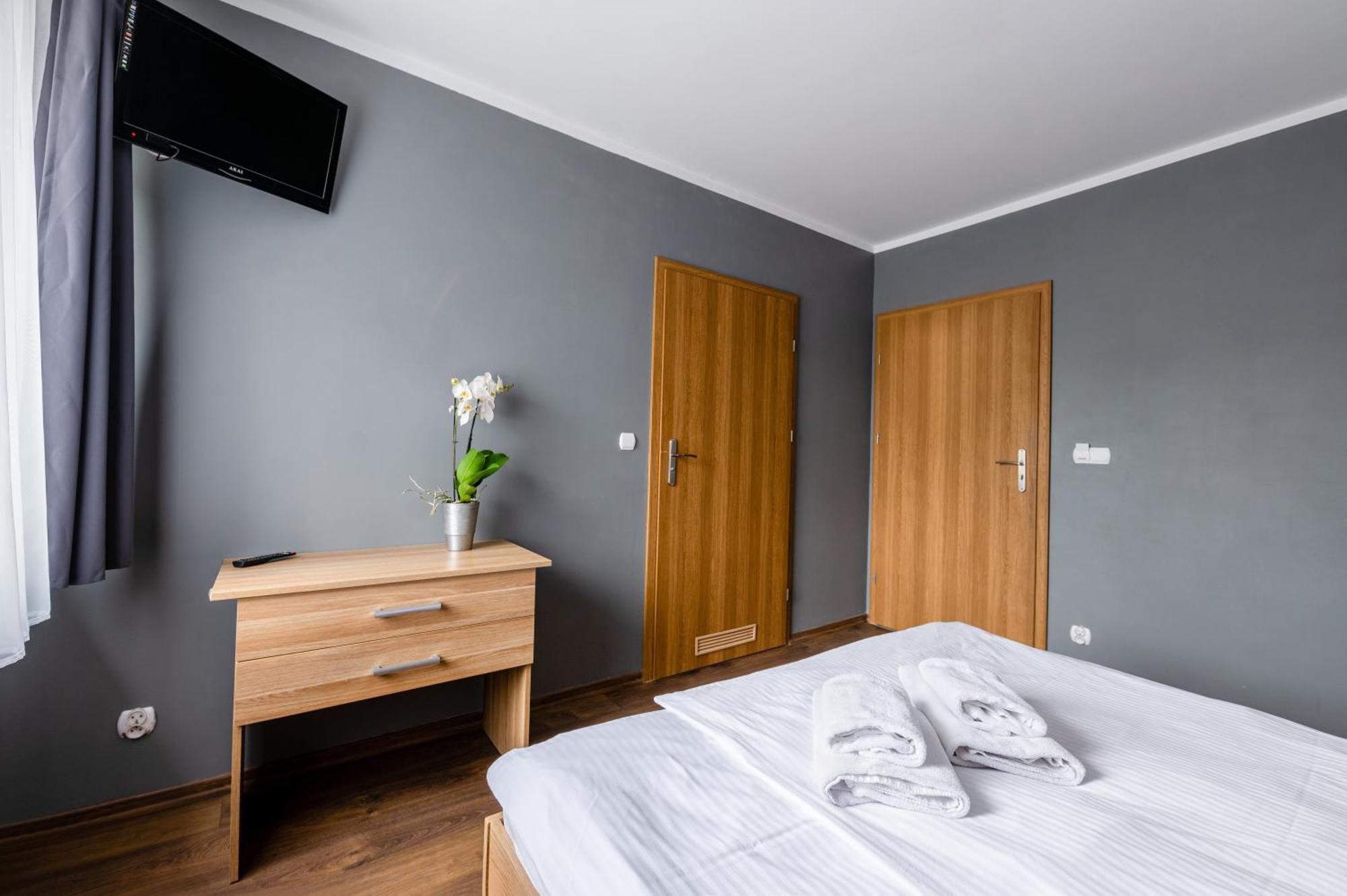 Sleep&Go Bed & Breakfast Lubliniec Eksteriør bilde